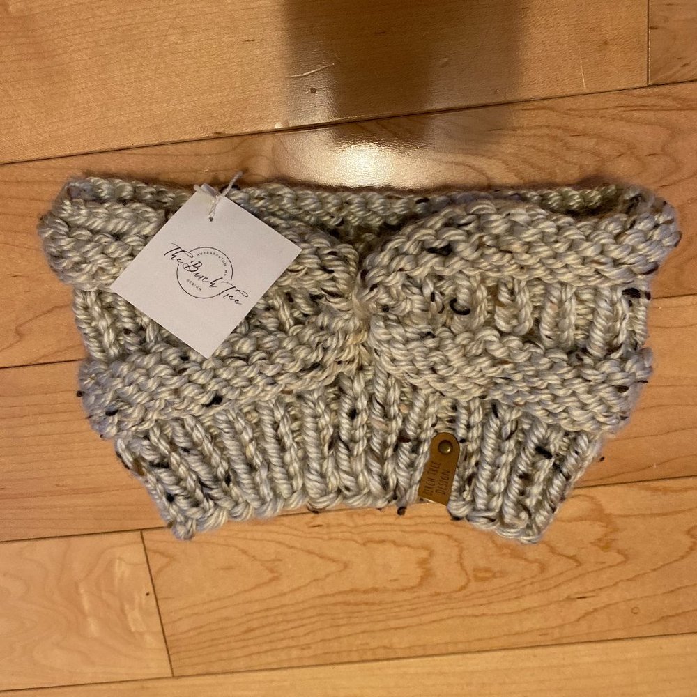 NWT The Birch Tree Design White/Black Knit Headband